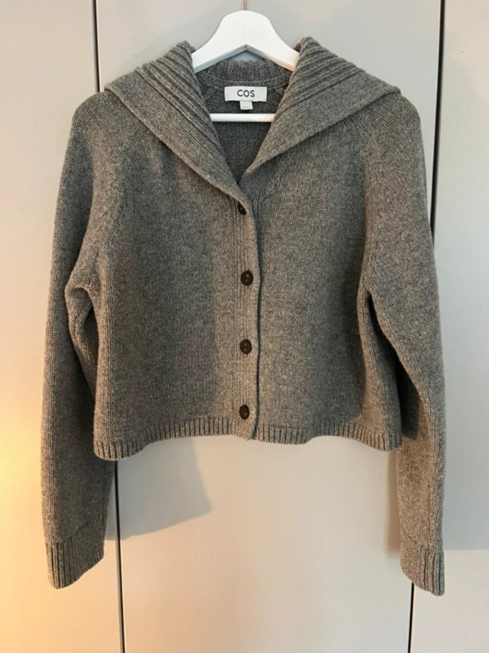 COS 100% Wool Cropped Cardigan Gray S - Picture 2 of 8